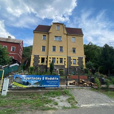 Ústí nad Labem Apartmany U Viaduktu 46 מראה חיצוני תמונה